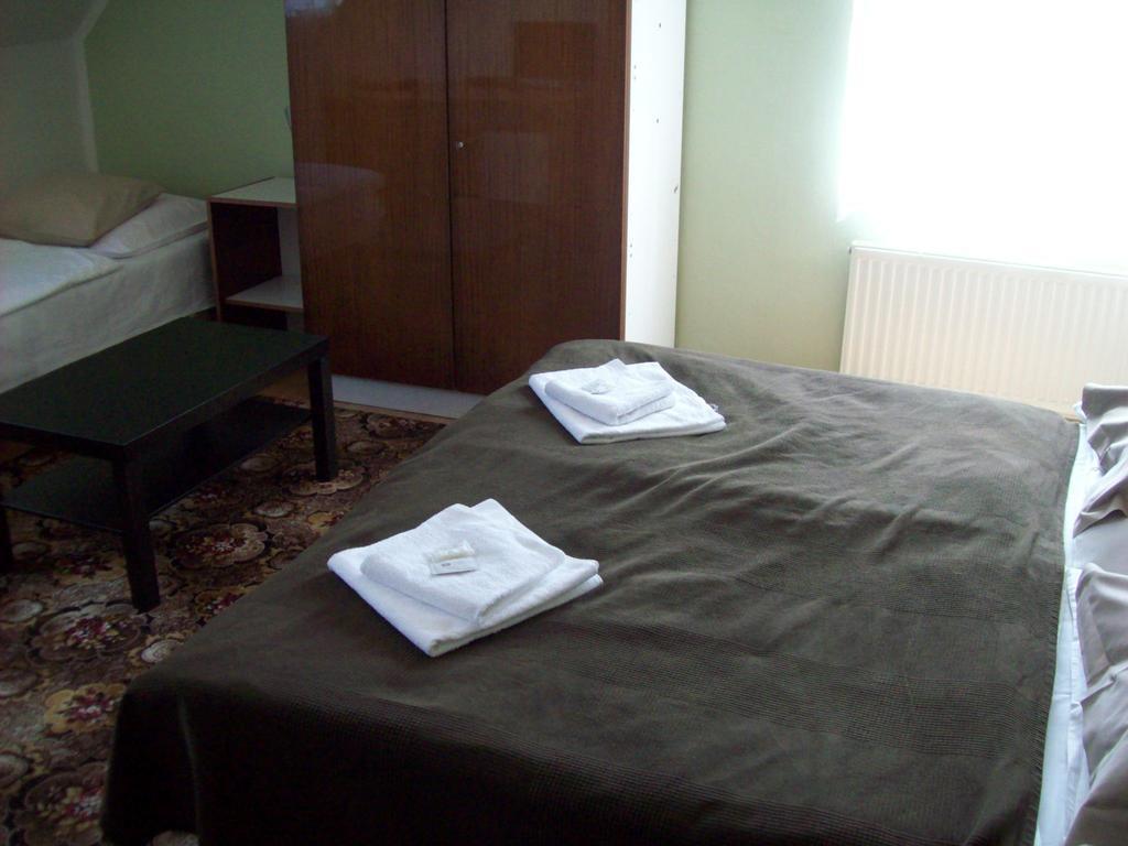 Hotel U Lip Trojanovice Frenstat pod Radhostem Room photo